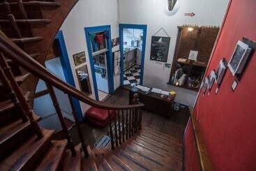 Casa Valparaiso Hostel