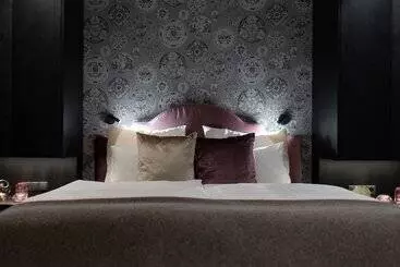Otel Sissi Suites Luxury Apartments