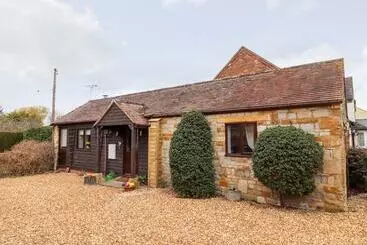 Distillers Cottage