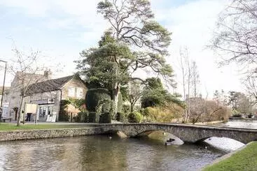 Casa Rural Greyhound Barn