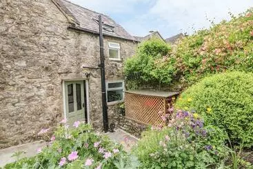Sundial Cottage