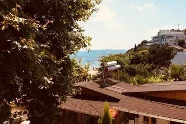 Hotel Erkin Beach Club