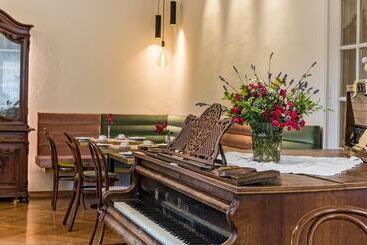 בית מלון כפרי Jarolim