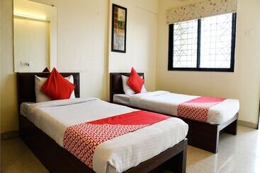 هتل Ornate By Oyo Rooms