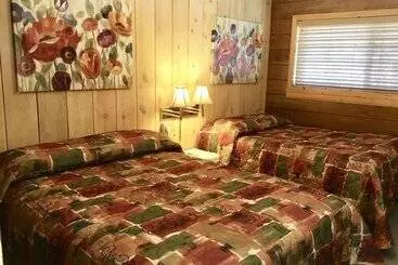 Motelli Giant Oaks Lodge