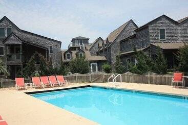 مبيت وإفطار Courtyard Villas On Silver Lake Harbor