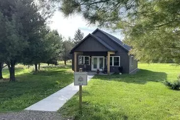 Majatalo Ashling Acres