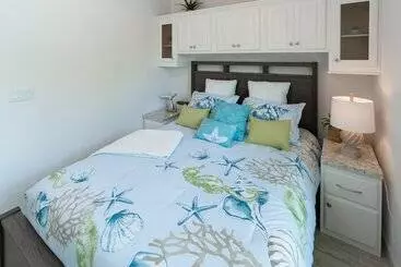 Hotelli Sun Retreats Daytona Beach