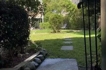 ベッドアンドブレックファースト The Barnacle Inn