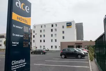 ホテル Ace Hôtel Caen Nord Mémorial