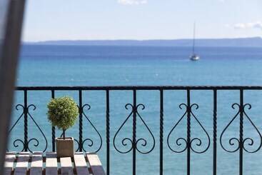 Alkionides Apartments