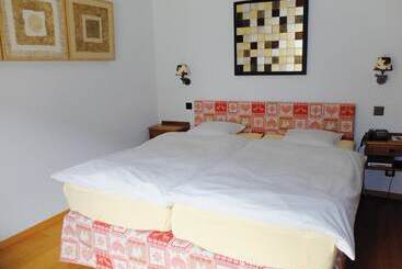 Hotel Hostellerie De L Ardève