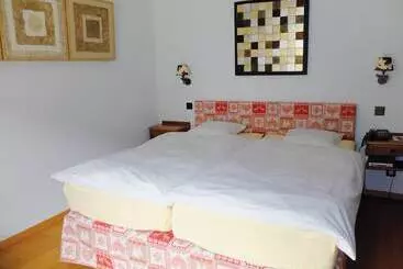 ホテル Hostellerie De L Ardève