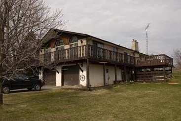 Joe Lin Station Bed & Breakfast