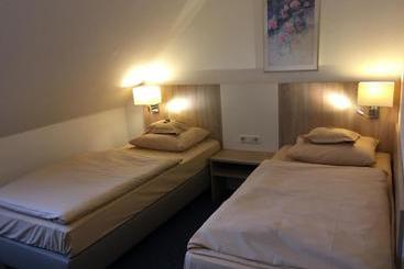 בית מלון כפרי Kelkheimer Hof