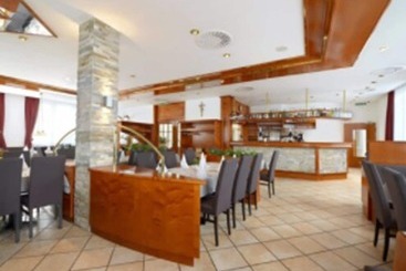 Отель Poinger Hof