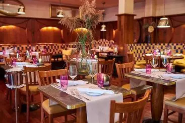 Erck Flair Hotel & Restaurant