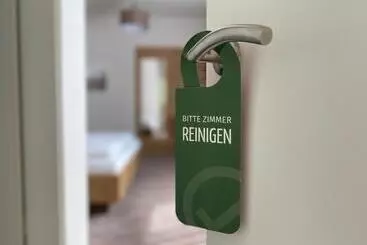 Отель Pension Scharl Am Maibaum