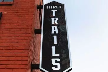 Turistihuoneistot Three Trails