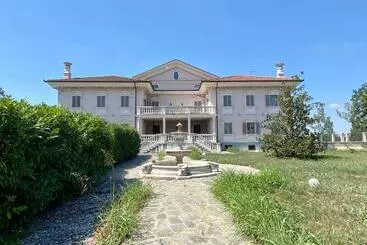 Majatalo Oasi Di Monchiero