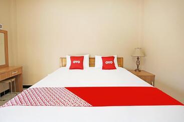 Hotel Collection O 91449 Griya Ampenan Residence