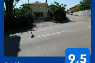 آپارتمان‌های توریست‌ها Lara Apartments