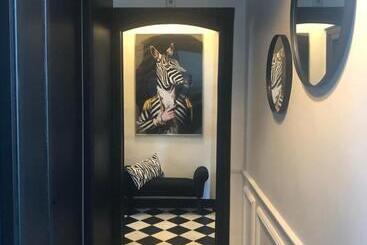 펜션 Aux Remparts De Montreuil