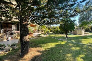 פנסיון Lorycountryclub