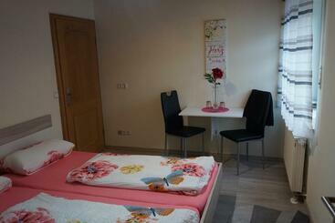 住宿加早餐  Gegg`s Fe Wo Oder Doppelzimmer