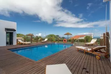 Pensão Beguest Sunroca Suites