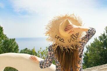 Una Villa   Amalfi Boutique Rooms B&b