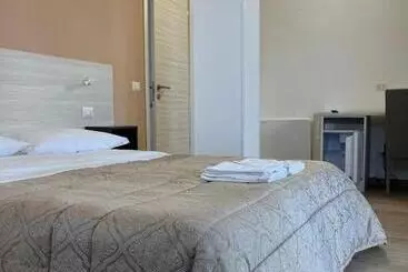 ベッドアンドブレックファースト Karis Kairos