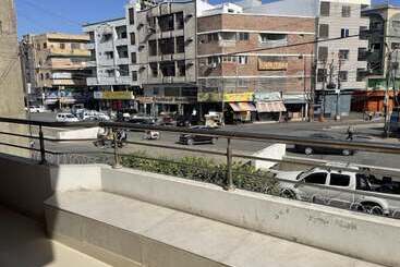 تختخواب و صبحانه World Inn Karachi