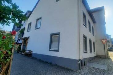 דירות לתיירים Ferien Apartment Meter