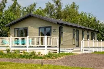 Resort Otters Mead Boutique Lodges