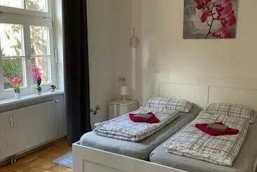 ツーリストアパートメント Villa Reder