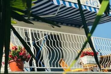 آپارتمان‌های توریست‌ها Ora Apartments