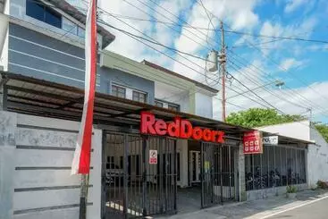Otel Reddoorz @ Kratonan Solo