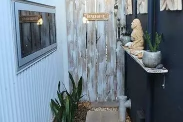 ペンション The Bunkhouse