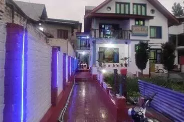 Hotel Foreshore Resort