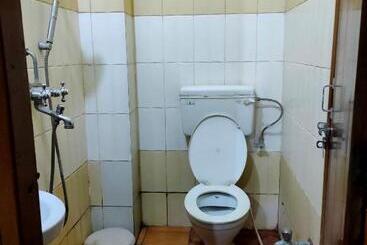 酒店 Priti Guest House By Wb Inn