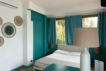 Pension  Villa Rita Sea Front View Sanremo   Parcheggio Gratuito In Struttura