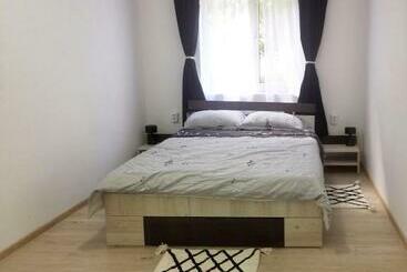 Turistlägenheter Apartamentul Meloman Powered By Blue Scai Glamping Brezoi