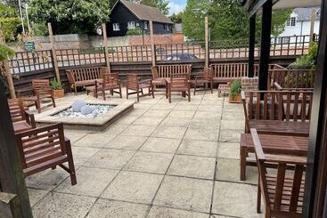 住宿加早餐  The Swan Inn