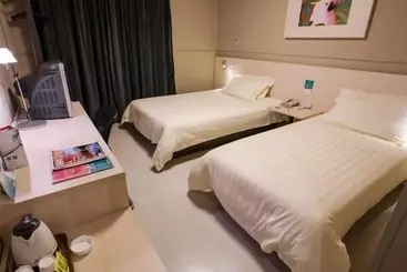 Hotel Jinjiang Inn Guangzhou Yongfu Huanghuagang Subway Station