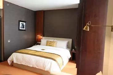 Beijing Hotel Momc