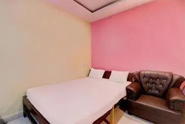 Hotel Oyo 89551  Holiday Inn
