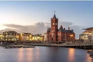 Turistihuoneistot Beautiful One Bed Apartment In Cardiff Good Links