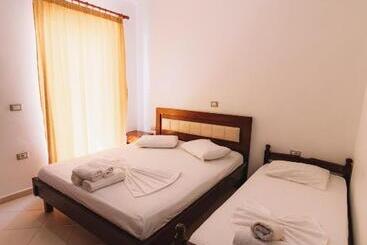 Szálloda Fish Time Ksamil