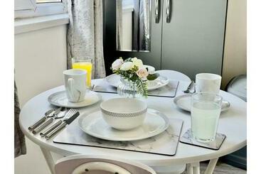 관광객 아파트 Cardiff City Centre Apartment  Penarth Road